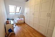 UNBEFRISTET, DACHGESCHOSS, 87 m2 Maisonette mit 16 m2 Terrasse, 2 Zimmer, Wohnküche, Wannenbad, Parketten, Biedergasse, gefördert