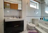 Gepflegtes Einfamilienhaus auf 667 m² Grund!