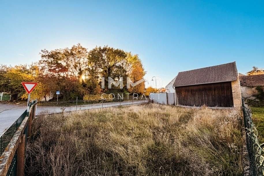 DAS LEBEN AM LAND - Sonniges Eckgrundstück im Ortszentrum (Altbestand vorhanden), Grund und Boden-kauf, 165.000,€, 2011 Korneuburg