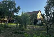 Großzügiges Wohnhaus mit Einliegerwohnung