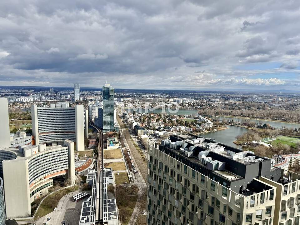 DC2: NYC vibes in VIE 38. Etage - U1 Donauinsel