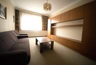 Sanierungsbedürftige Wohnung im 4. Liftstock in U1- und Hauptbahnhof-Nähe