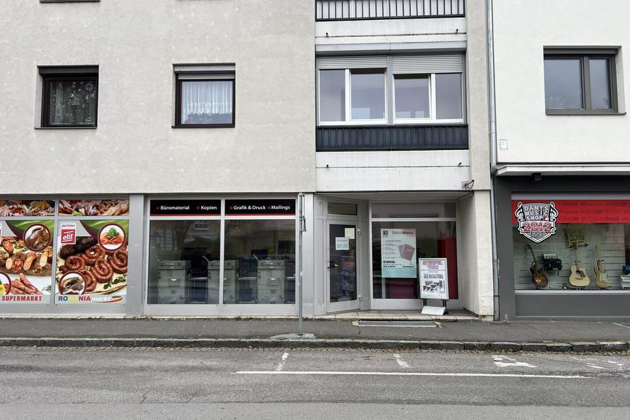 Geschäftslokal mit großer Schaufensterfront in zentraler Lage von Villach, Gewerbeobjekt-miete, 880,00,€, 9500 Villach(Stadt)