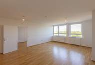 Wohnen am Wasser | Zwei-Zimmer-Wohnung mit Einbauküche und direktem Wasserblick