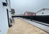 Moderner Wohntraum mit Wintergarten und Pool