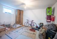 Exklusives Niedrigenergie-Einfamilienhaus mit Vollkeller auf 1.008 m² Grundstück in ruhiger Bestlage von Pixendorf
