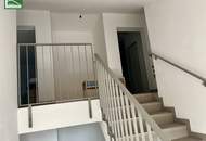 FÜR Gewerbe, Praxis, Büro etc..Ca. 147m² barrierefreie Gewerbefläche im EG mit separatem Eingang & großer Glasfassade in modernem Niederenergiebau aus 2009. Schöner Garten für Privat oder Lagerhalle/Nebengebäude.