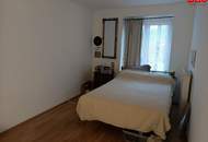 Hier wird hoher Wohnkomfort in ländlicher Gegend geboten! Hell und freundlich mit sonniger Loggia, viel Stauraum und kostenlosem Parkplatz direkt vor der Türe!