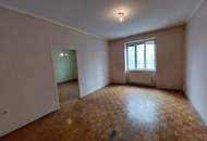 Geschäfts-, Gewerbe- und Bürogebäude im Zentrum