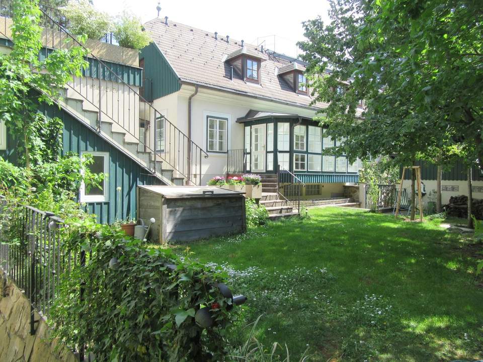 GRÜNRUHELAGE-VILLA MIT TERRASSEN UND GARTEN–GESUNDES WOHNEN WIE IM URLAUB!
