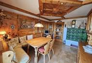 Wohnhaus mit Pool in ruhiger zentrumsnaher Lage