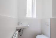 Elegante 3-Zimmer Altbauwohnung mit Balkon, Nähe Karlsplatz