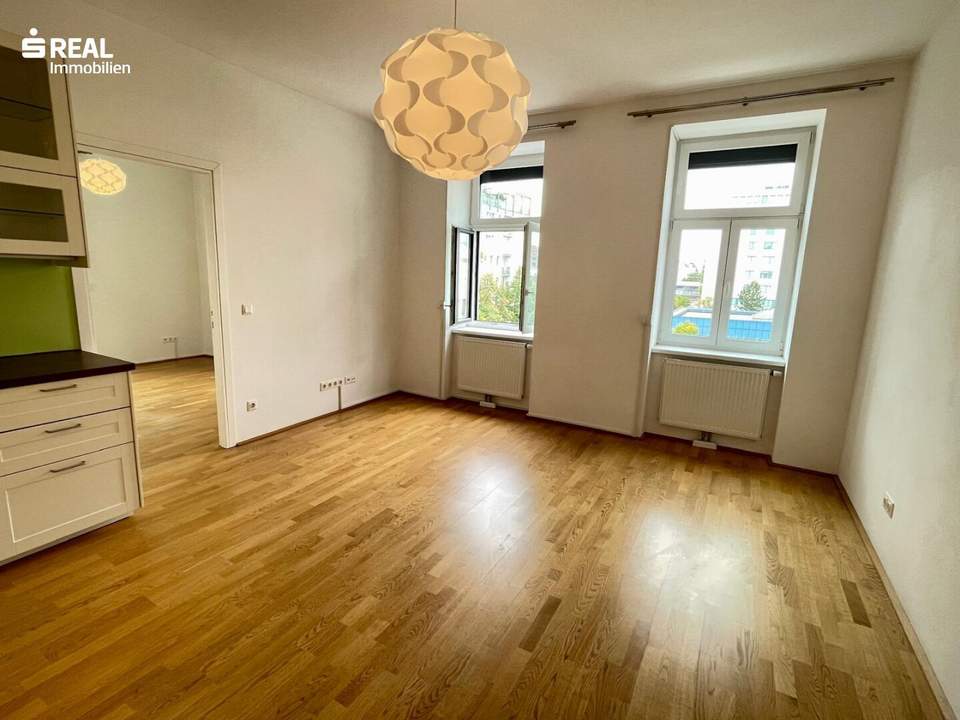 Modernisierte 3-Zimmer-Altbauwohnung in guter Lage