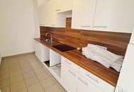 DACHGESCHOSS, sonnige 74 m2 Neubau, Wohnküche, 2 Zimmer, Wannenbad, Parketten, Holbeingasse