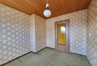 Entzückendes Haus, ebener Garten und viel Potential!