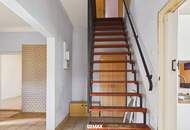 Charmantes Einfamilienhaus mit großzügigem Garten, 2 Garagen und viel Potenzial