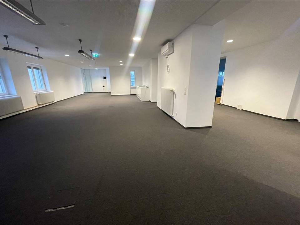 Exklusives Arbeiten im Fabianihaus: Repräsentative Bürofläche mit Top-Ausstattung zu mieten