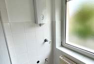 Sanierte 3-Zimmer-Wohnung in Steyr-Münichholz: Helle Wohnräume, großzügige Küche, moderne Dusche, flexibler Grundriss und idyllischer Grünblick – ruhiges Wohnen mit bester Infrastruktur!