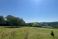 Viel Platz, viele Möglichkeiten, großes Grundstück!