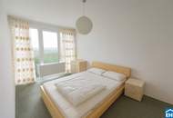 2-Zimmer-Wohnung mit traumhaften Blick ins Grüne und Pool!