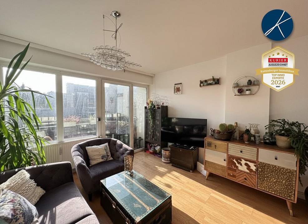 Nähe Steinertor: Helle DG-Wohnung mit 3 Balkonen