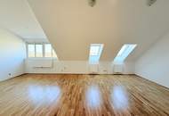Traumhafte 3-Zimmer Dachgeschoss Wohnung mit knapp 100m2 und charmanter Dachterrasse