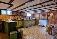 GERÄUMIGES EIN / ZWEIFAMILIENHAUS IN SONNIGER LAGE