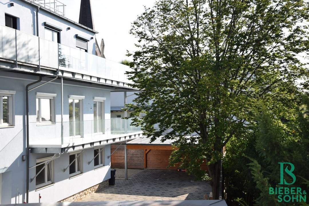 Wohnen im historischen Ambiente - Charmante Maisonette mit großem Südbalkon - Erstbezug nach Sanierung