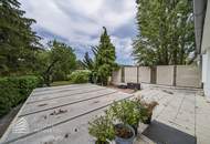 Villa mit Nebengebäude und Pool in Top-Ruhelage