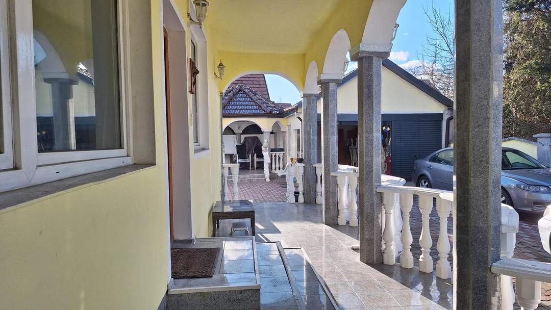 „Sichere Kapitalanlage in Leibnitz – Solides Wohnhaus mit Entwicklungspotenzial“