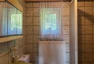 Einfamilienhaus mit Nebengebäude in ruhiger Lage