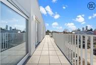 Luftiges Dachgeschoss-Refugium: Atemberaubende 2-Zimmer-Wohnung mit beeindruckender Freifläche