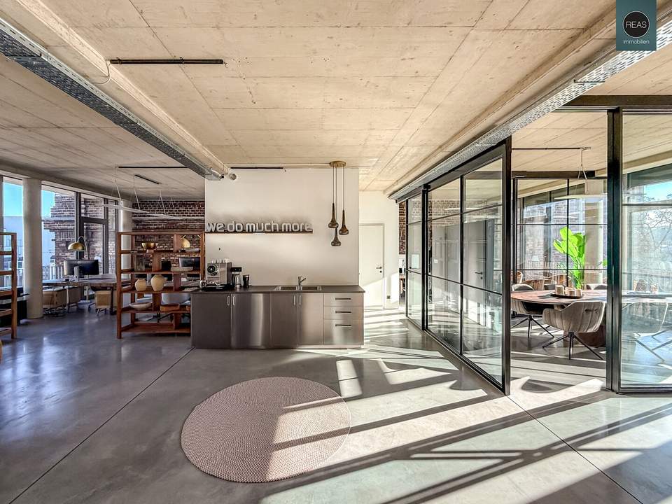 Lichtdurchflutetes Design Loft mit 2 Terrassen in der Brotfabrik Wien!