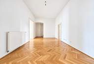 WIEN (ER-)LEBEN | Topsanierte Stilaltbauwohnung bei der alten Börse | 4 Zimmer (davon 2 hofseitig) &amp; 2 Bäder | ab sofort
