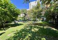 Stadtzentrum Zinshaus ca. 400 m² – 5 % Rendite möglich, neusanierte Wohnungen & großer Garten!