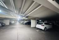 GROßZÜGIGE 5-ZIMMER TERRASSENWOHNUNG MIT 160 m² NUTZFLÄCHE, TIEFGARAGENPLATZ UND FERNBLICK