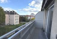 Gemütliche Dachgeschosswohnung mit Balkon in zentraler Lage!