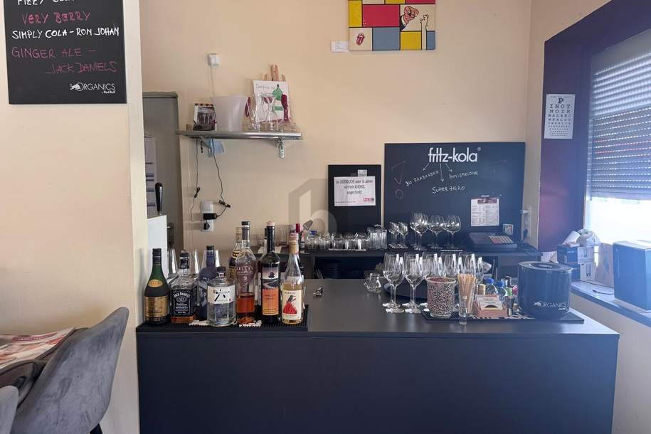 CHARMANTE WEINBAR MIT SCHANIGARTEN ? KOMPLETT AUSGESTATTET, Gewerbeobjekt-kauf, 125.000,€, 1210 Wien 21., Floridsdorf