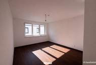 "Wohnung mit Balkon und Parkplatz"