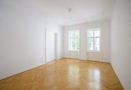 Das Stadtleben in Ruhe genießen: Stil-Altbauwohnung in lebendiger Lage an der Grenze 7./8. Bezirk