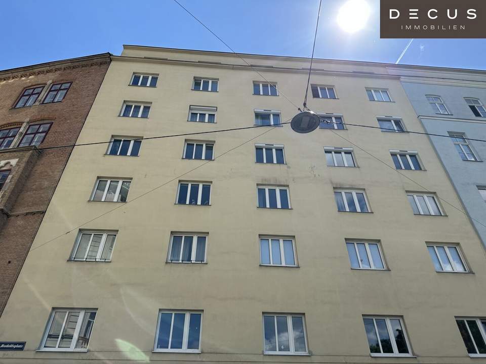 + + + GESCHÄFTSFLÄCHE + + + AM RUDOLFSPLATZ + + +