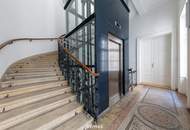 Stadthaus im Dach: Palais-Charme auf drei Etagen