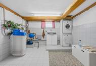 "Gepfelgter Bungalow mit Garten in Oberhausen"