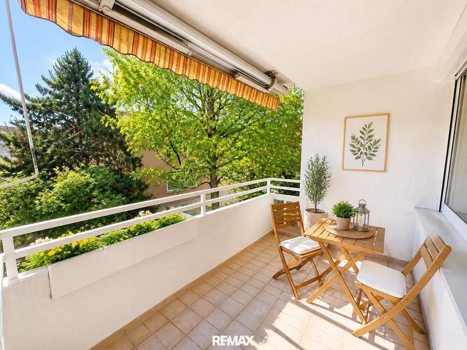 Ruhig gelegene 3-Zimmer-Wohnung mit Grünblick und Stellplatz – perfekt für Anleger & Eigennutzer
