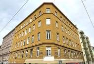 Sanierungsbedürftige 2-Zimmer- Wohnung im 1.OG! Sanieren Sie diese Wohnung ganz nach Ihren Bedürfnissen.