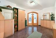 Gepflegtes Einfamilienhaus mit Pool und schönem Garten