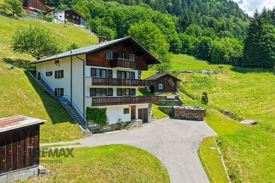 Großzügiges Wohnen in unverbaubarer Aussichtslage von Gaschurn