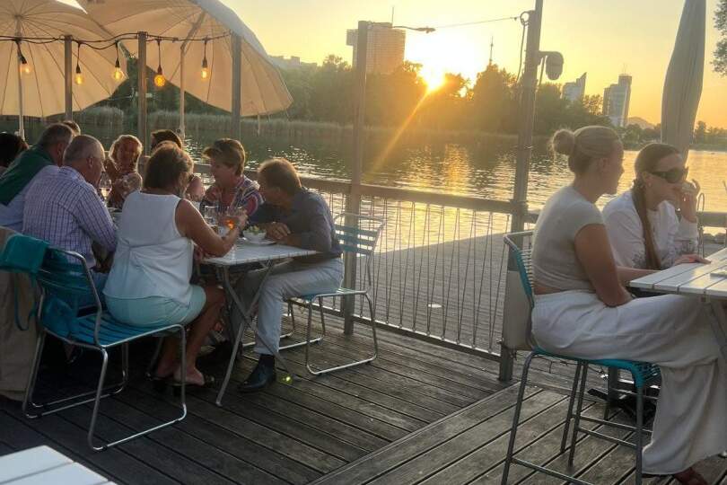 Vollmöbliertes 3 Zimmer Einfamilienhaus in unmittelbarer Nähe zu alten Donau mit gepflegten Garten &amp; Terrasse, Haus-miete, 3.500,00,€, 1220 Wien 22., Donaustadt