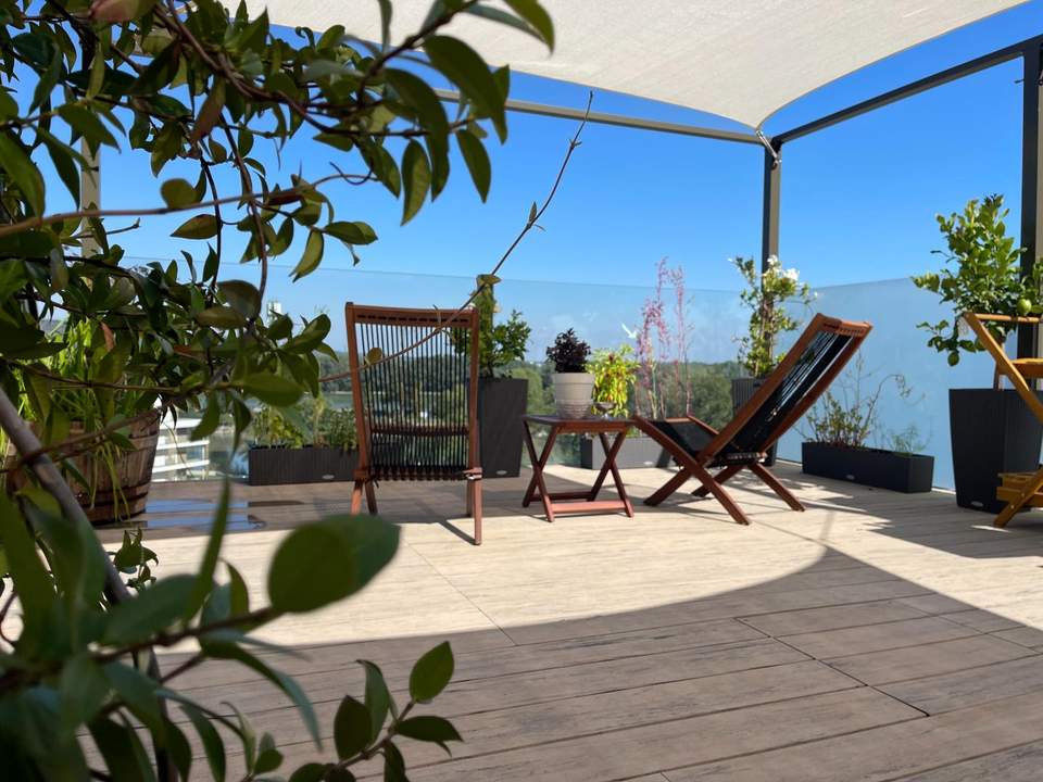 Time out am Wasser: Schwimmen. Radfahren. Laufen,.. 107m2 mit Rooftop 36m2