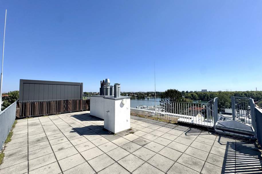 Penthouse mit Donaublick und 360 Grad Dachterrasse - direkt an der Alten Dona, Wohnung-miete, 2.390,00,€, 1220 Wien 22., Donaustadt